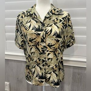 Anna and Frank Women’s Silk Button Front Short Sleeve Hawaiian Floral Shirt M